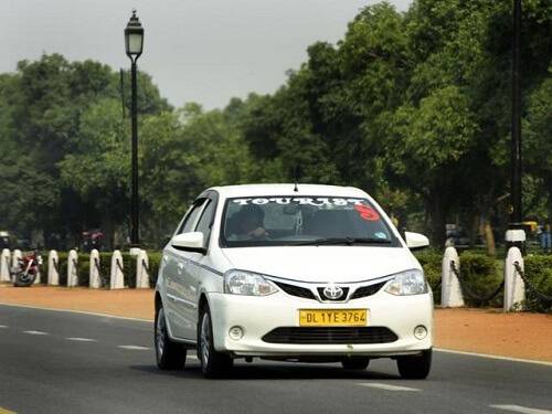 Hotel With Delhi Sightseeing Service